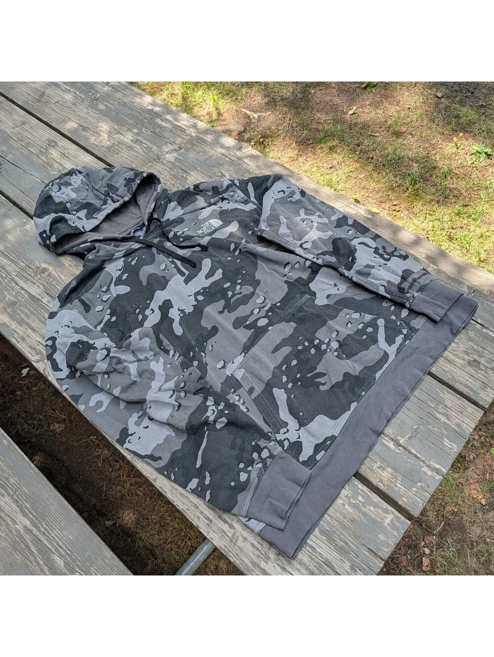 The North Face Camo Pullover Hoodie Men's XXL Grey Camouflage Gorpcore